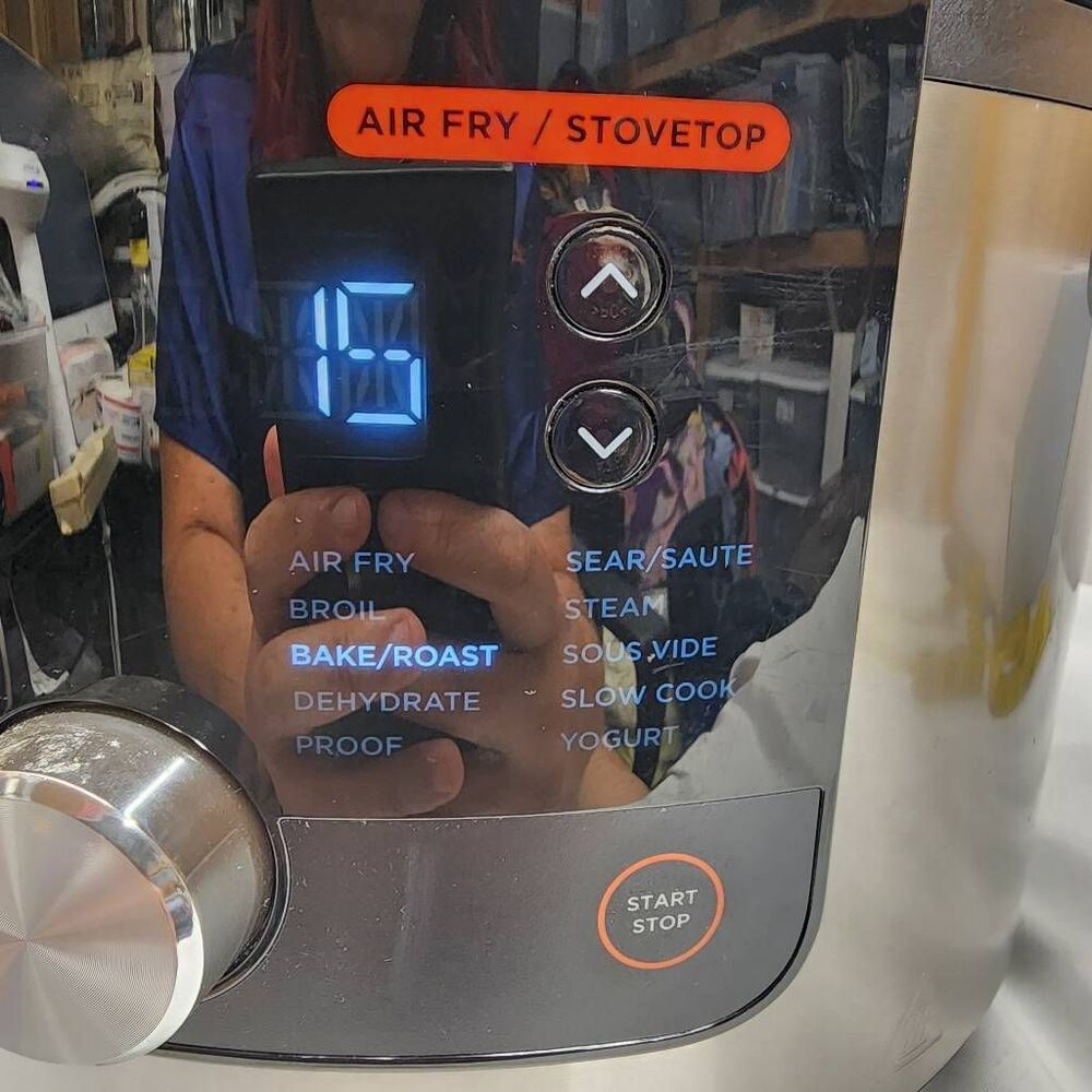Ninja OL601 Foodi 8Qt Pressure Cooker Steam Fryer SmartLid Air Fryer 14 in 1 - Picture 11 of 13